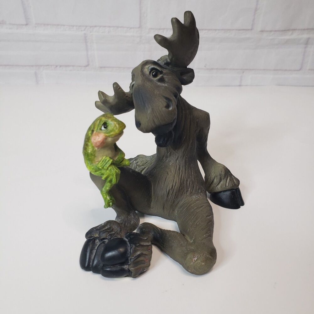 Vintage Big Sky Carvers Mountain Mooses Moose & Frog Figurine Mickey's Guest